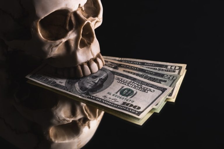 Dollar Confidence Collapsing Fast