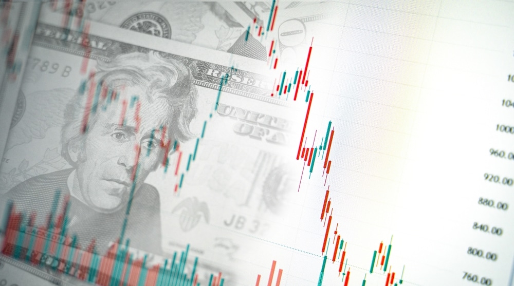 Investors Dump US Assets