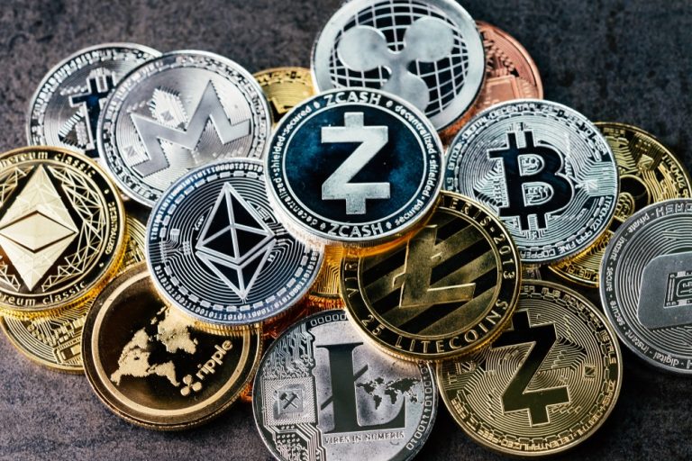 Altcoin Frenzy Fools Investors