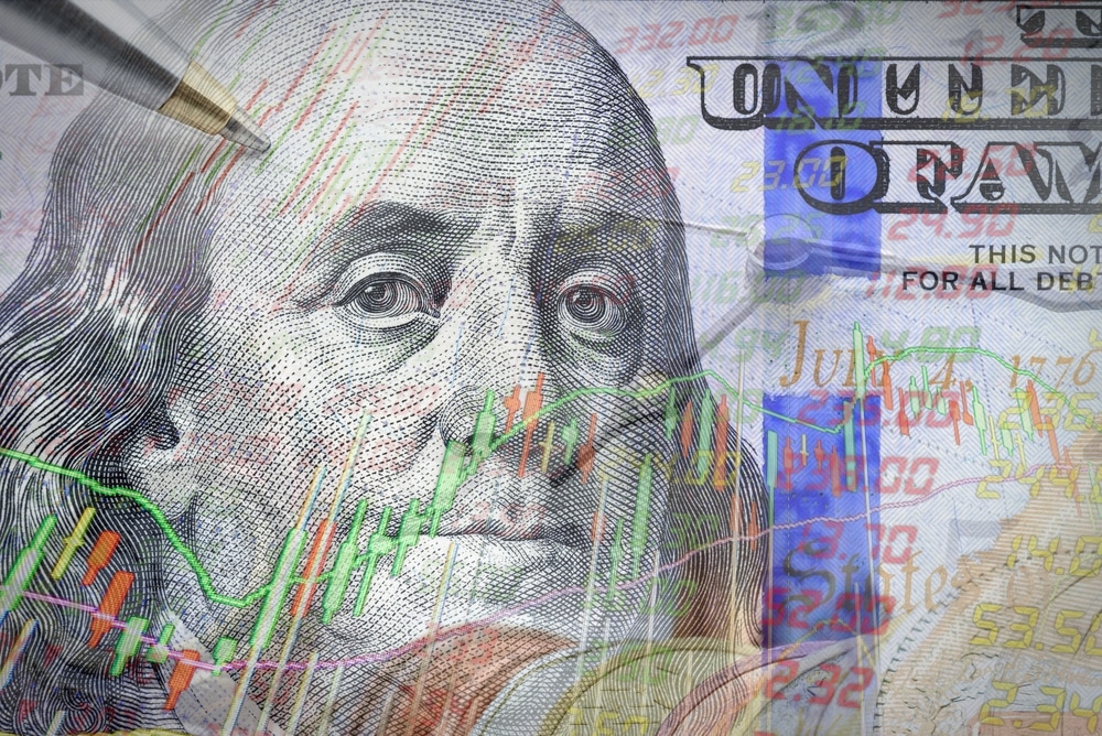 China dumping US Treasuries
