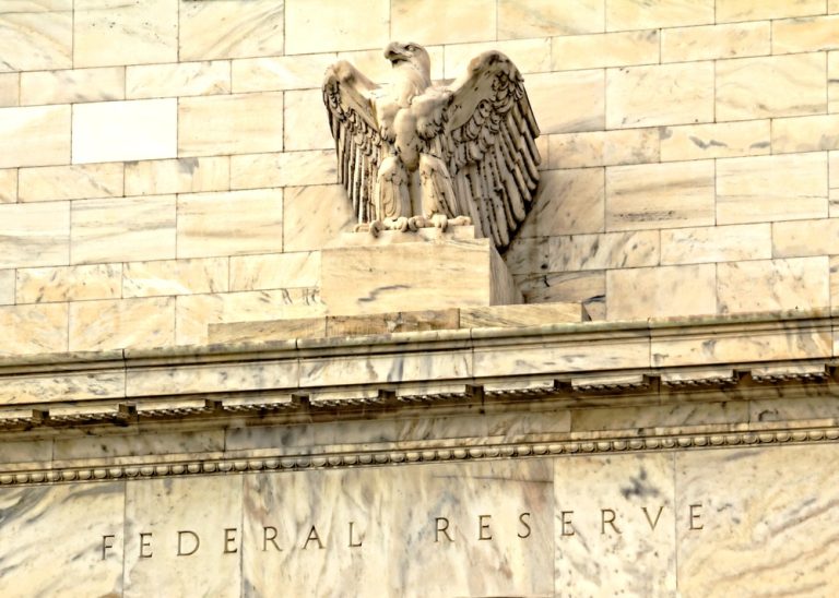 Politicizing the Federal Reserve