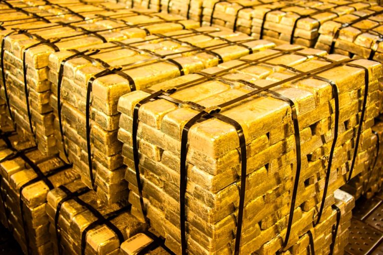 Central banks buy gold