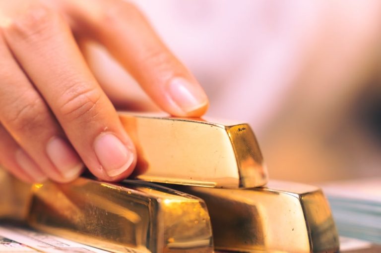 smart money buying the dip